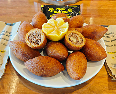 İÇLİ KÖFTE